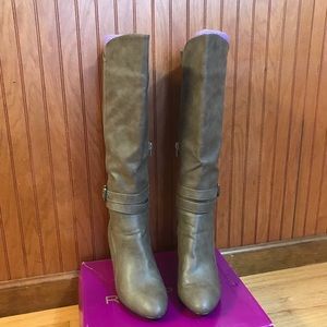 Rampage “Eloise”